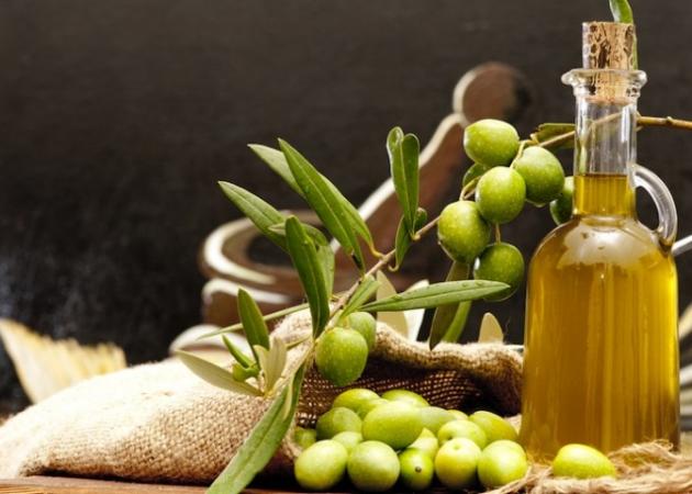 Γιατί νηστεύουμε το λάδι και όχι τις ελιές