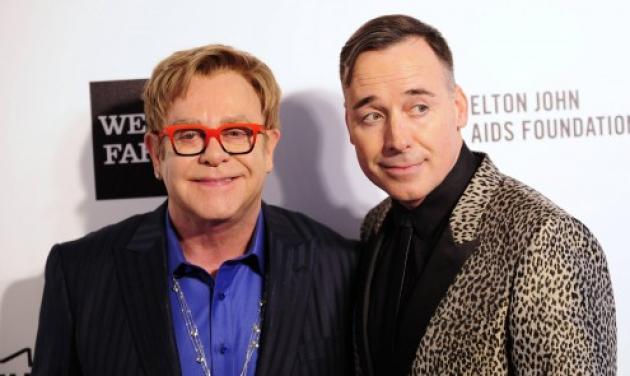 Elton John: Παντρεύεται τον Μάιο τον αγαπημένο του!