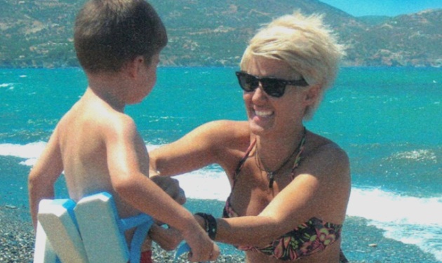 Ε. Φραγκάκη: Οι πρώτες διακοπές με το γιο της μετά το διαζύγιο!