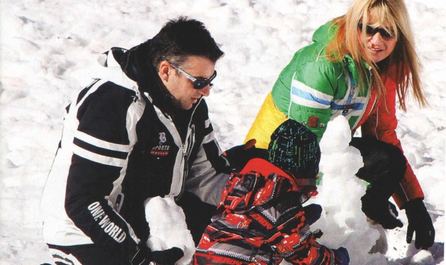 Γιώργος Λιάγκας – Φαίη Σκορδά: Για σκι στην Αράχοβα με τα παιδιά! Φωτογραφίες