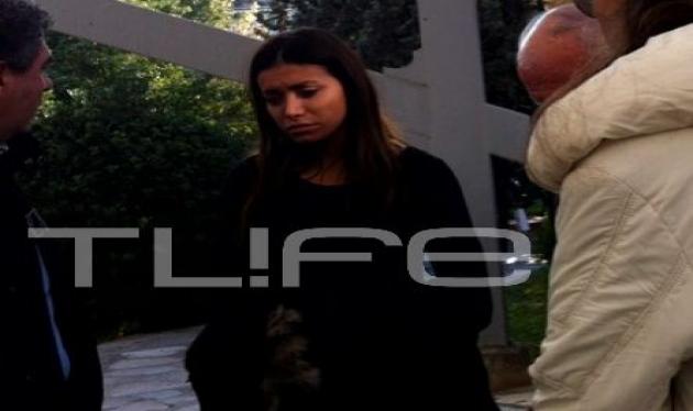 Ο πρώην σύντροφος της Όλγας Φαρμάκη πυροβόλησε την αδελφή της! Όλες οι εξελίξεις στο TLIFE