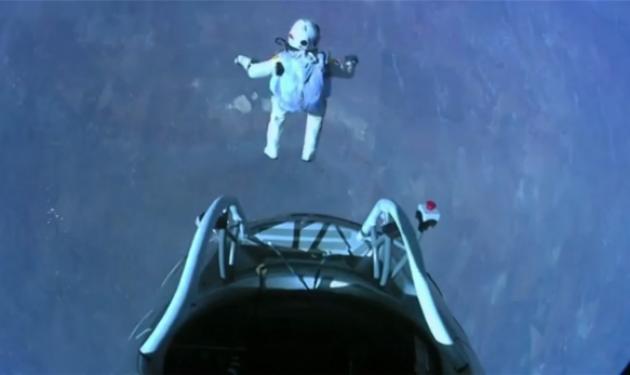 RED BULL STRATOS: Τα 4:19’’ της ελεύθερης πτώσης από το διάστημα