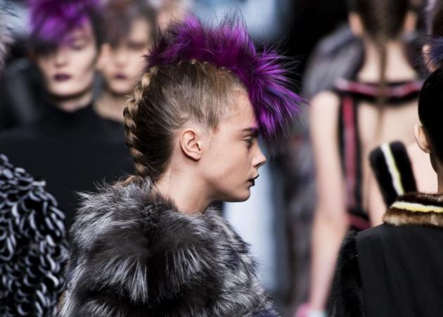Μαλλιά από γούνα στο fashion show του Fendi!