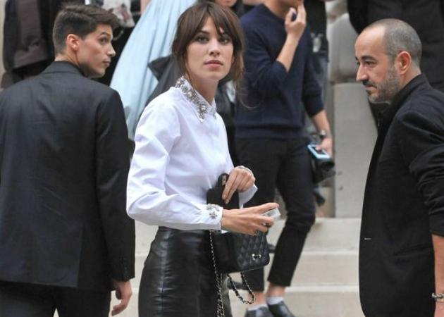 Δες που θα βρεις τη φούστα της Alexa Chung!