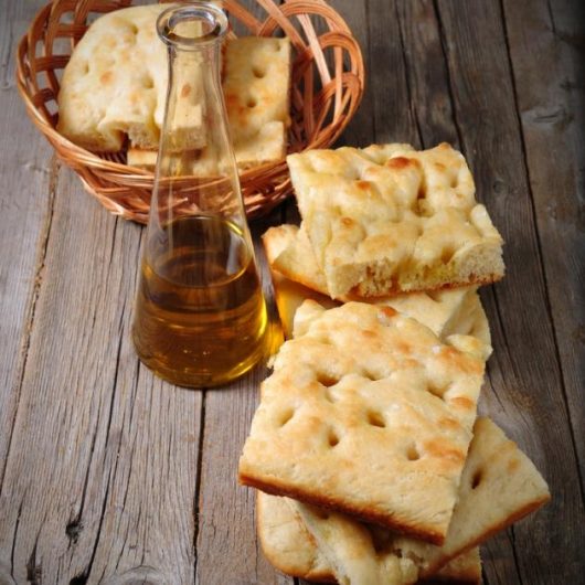 Ψωμάκι focaccia | tlife.gr Ψωμάκι focaccia | tlife.gr
