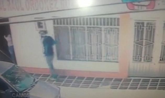 Εκτέλεσαν νεαρή δημοσιογράφο on camera! Συγκλονιστικό video