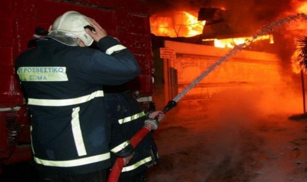 Τραγωδία στο Βύρωνα – Τρεις άνθρωποι κάηκαν ζωντανοί σε υπόγειο πολυκατοικίας