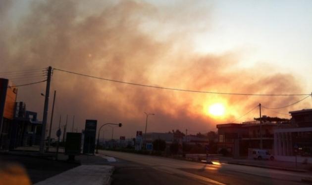 Πύρινος εφιάλτης στην Πάτρα – Σε κατάσταση εκτάκτου ανάγκης κηρύχθηκε η περιοχή