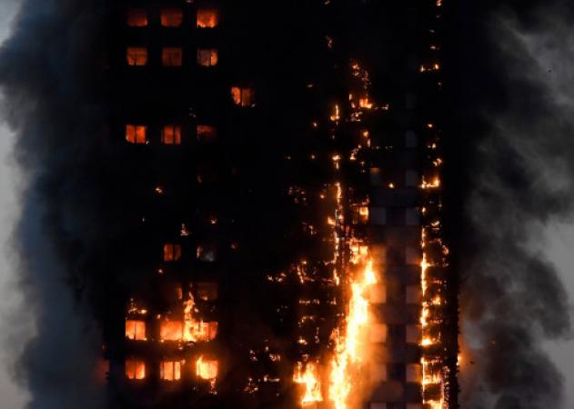 Φωτιά στο Λονδίνο – Φόβοι για πολλούς παγιδευμένους!