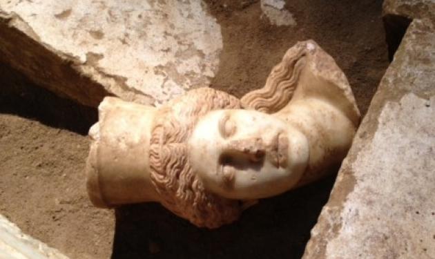 Νέα ευρήματα στην Αμφίπολη! Βρέθηκε το κεφάλι μίας Σφίγγας
