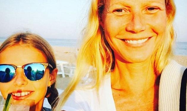 Gwyneth Paltrow: Θέλει η κόρη της να φορέσει στο χορό αποφοίτησής της, το διάσημο ροζ φόρεμα που φορούσε όταν κέρδισε το Όσκαρ!