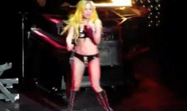 Η θεαματική τούμπα (ξανά) της Lady Gaga! Δες  τo βίντεο!