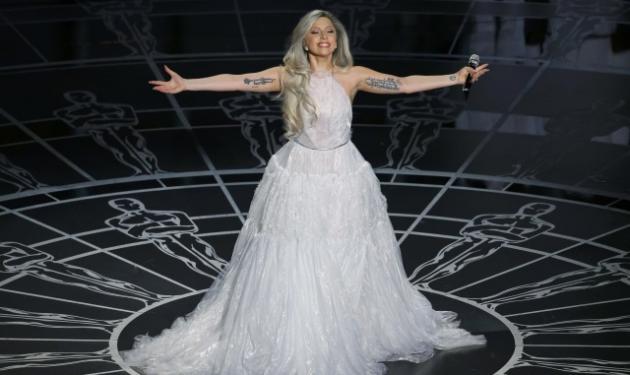 Lady Gaga: Αποκάλυψε πού θα γίνει ο γάμος της!