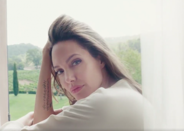 Δες την πρώτη διαφήμιση της Angelina Jolie για το άρωμα Guerlain