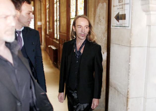 John Galliano: «Ήμουν πιωμένος και χαπακωμένος! Που να θυμάμαι;»