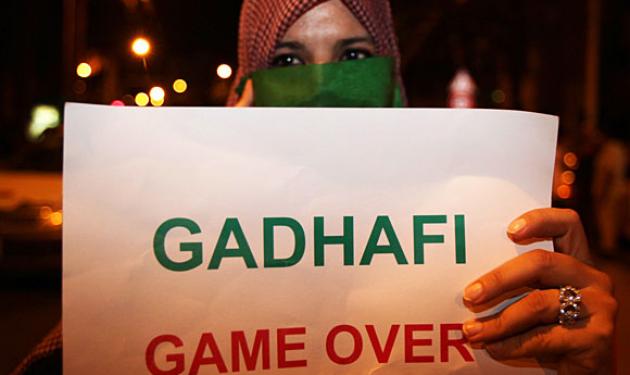 Άφαντος παραμένει ο Καντάφι – Υπό κράτηση τρεις από τους γιούς του!