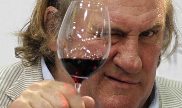 Gerard Depardieu: Τα φτωχικά χρόνια, το σεξ με άντρες και οι αποκαλύψεις για τους τάφους που έκλεβε!