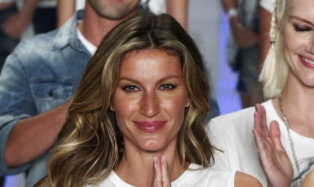 Βουρκωμένη η Gisele στο τελευταίο runway της καριέρας της! Φωτογραφίες