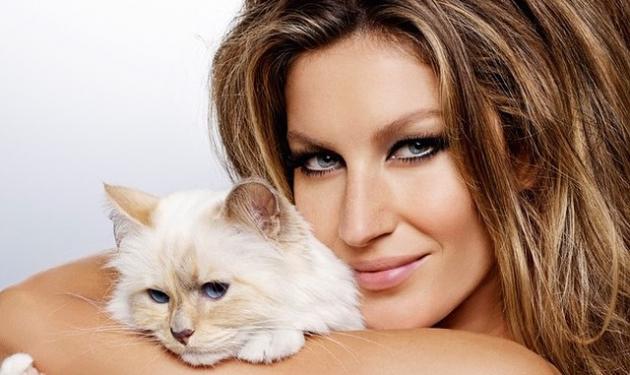 Gisele: Δες την σε ρόλο… υπερήρωα!