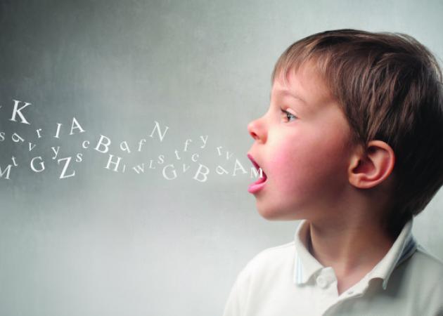 Διαταραχές λόγου στο παιδί: Πού οφείλονται και τι συμπτώματα εμφανίζουν