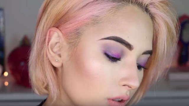 Halo eyeshadow! Πώς να κάνεις το μακιγιάζ για το οποίο μιλάει όλο το internet!