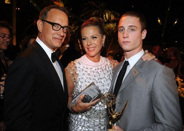 Ξανά παππούς ο Tom Hanks! Ο γιος του, που είχε εθιστεί στα ναρκωτικά, απέκτησε παιδί