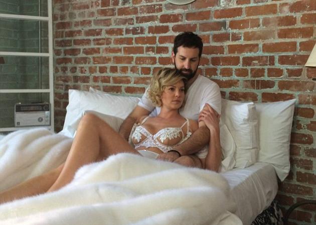 Katherine Heigl: Στο κρεβάτι με τα εσώρουχα… και τον σύζυγό της!
