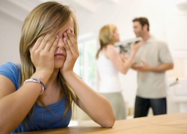 Διαζύγιο: Πώς αντιδρούν τα παιδιά ανά ηλικία
