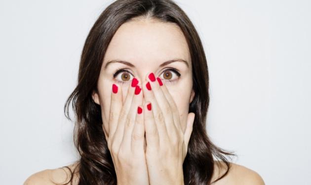 Είναι γεγονός: Τα μαλλιά πέφτουν περισσότερο τον Ιούλιο