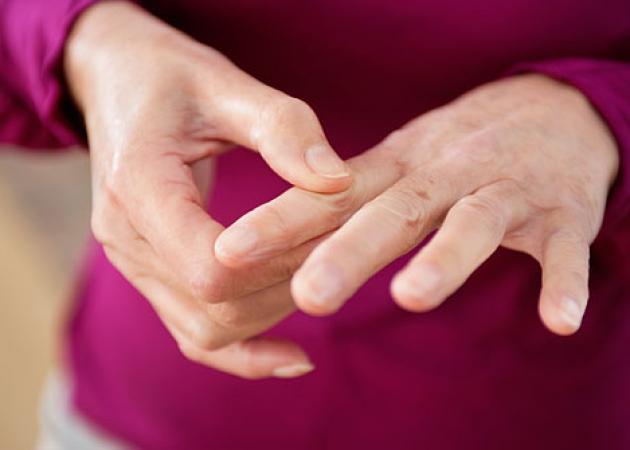 Ποια δάχτυλα θα σε πονούν αν έχεις σύνδρομο του καρπιαίου σωλήνα