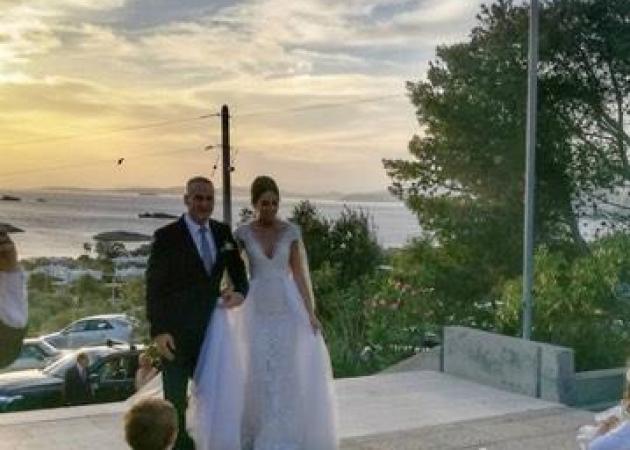 Ισμήνη Νταφοπούλου: Η πρώην Star Hellas παντρεύτηκε τον εφοπλιστή Διαμαντή Αγγελάκη