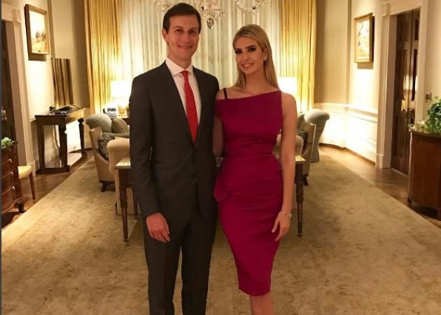 Ivanka Trump: Δεν αλλάζει πόζα! Φωτογραφίζεται πάντα στην ίδια θέση στο πλάι του συζύγου της