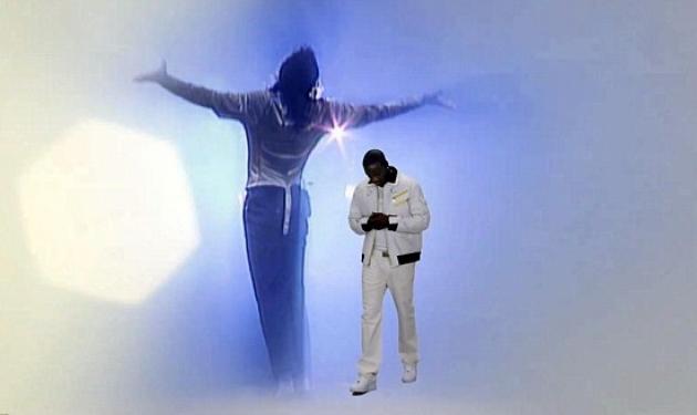 O βασιλιάς της pop ζει! Κυκλοφόρησε το νέο video clip του Michael Jackson!