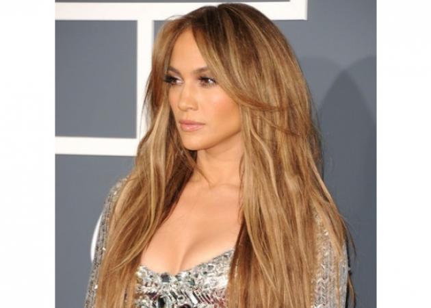 Η Jennifer Lopez έχει καρέ