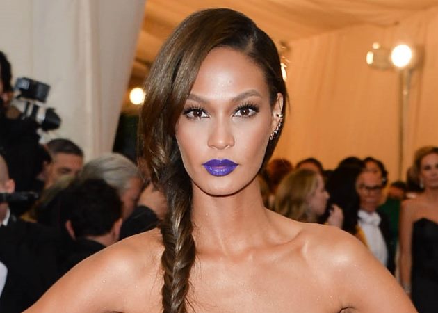 Ξέρουμε ποιο κραγιόν φόρεσε η Joan Smalls στο Met Gala!