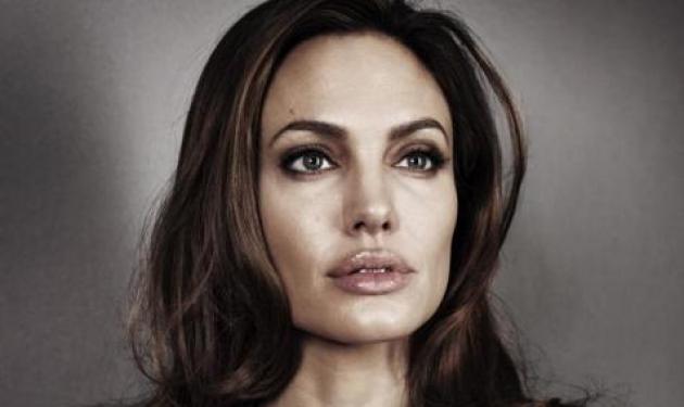 Angelina Jolie: Έκανε διπλή μαστεκτομή!