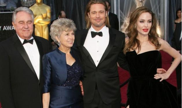 Οι celebrities περπατούν στο κόκκινο χαλί των Oscars μαζί με τους γονείς τους!