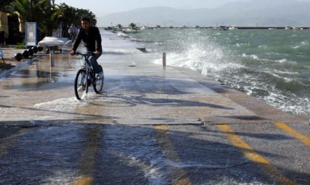 Χαλάει ο καιρός με βροχές, ανέμους και πτώση θερμοκρασίας