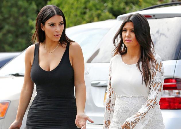 Kim Kardashian: Αγνώριστη σε παιδική φωτογραφία με την αδελφή της Kourtney!