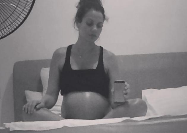 Eλένη Καρποντίνη – Βασίλης Λιάτσος: Τι κάνουν λίγες μέρες πριν έρθει στον κόσμο το μωρό τους; Φωτό