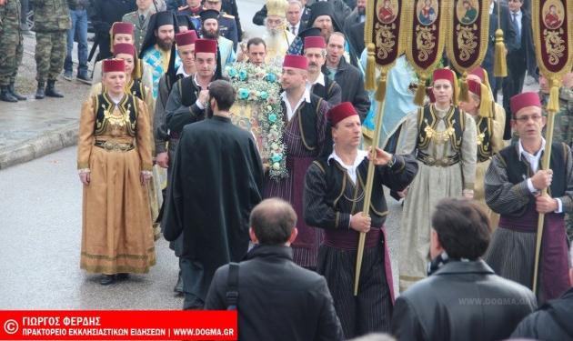 Δεν πήγε στα Θεοφάνεια της Καστοριάς ο “παπά Σούρας” βουλευτής