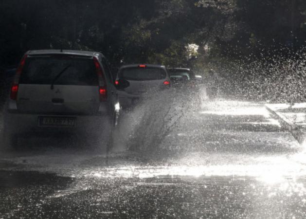 Καιρός: Έκτακτο δελτίο επιδείνωσης – Έρχονται βροχές, καταιγίδες και χαλαζοπτώσεις