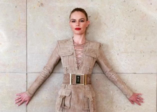 Kate Bosworth: Πως προσθέτει ενδιαφέρον σε ένα neutral σύνολο;