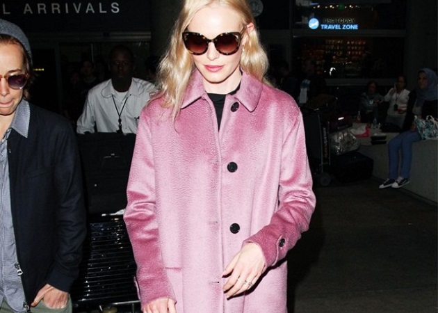 Kate Bosworth: Μόλις μας απέδειξε ότι το ροζ χρώμα στο παλτό είναι ακόμα τάση!