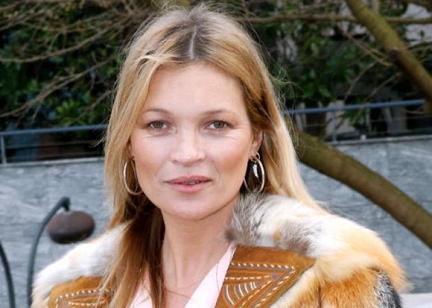 Η Kate Moss φοράει πάντα άρωμα πριν πέσει για ύπνο! Δες ποιο!