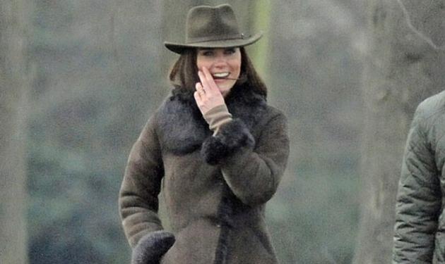 H Kate Middleton και η βόλτα με το σκύλο της!