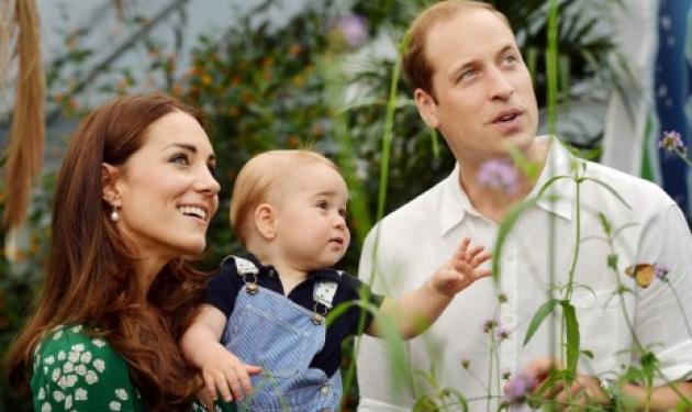 Πρίγκιπας George: Δεν φαντάζεσαι τι έκανε όταν η Kate του είπε πως ο William είναι στην Κίνα!