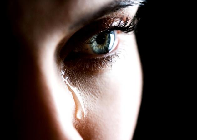 Άτυπη κατάθλιψη: Πώς να αναγνωρίσεις εγκαίρως τα σημάδια της