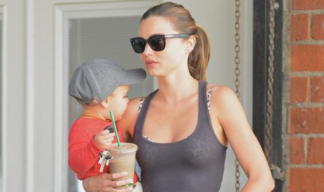 Η Μiranda Κerr δείχνει… και πάλι την άψογη σιλουέτα της!