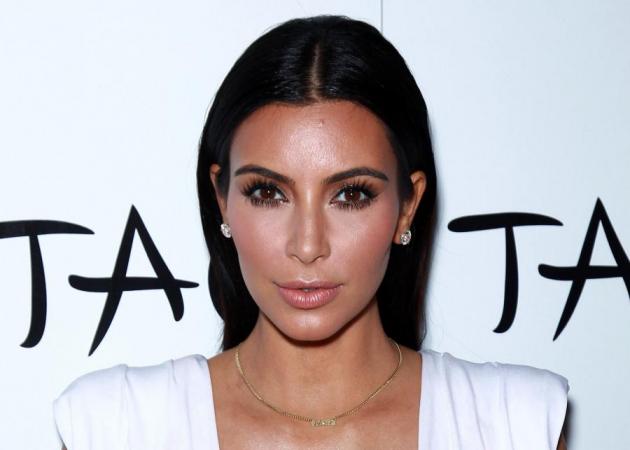 Kim Kardashian: ο make up artist της αποκάλυψε τα προϊόντα για τέλεια λάμψη!